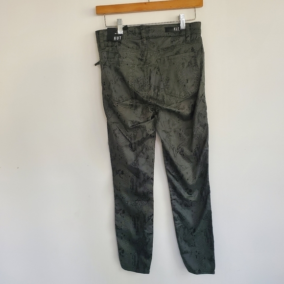 Kut from the Kloth Fab Ab Connie Snakeskin Ankle Pants - Picture 5 of 11